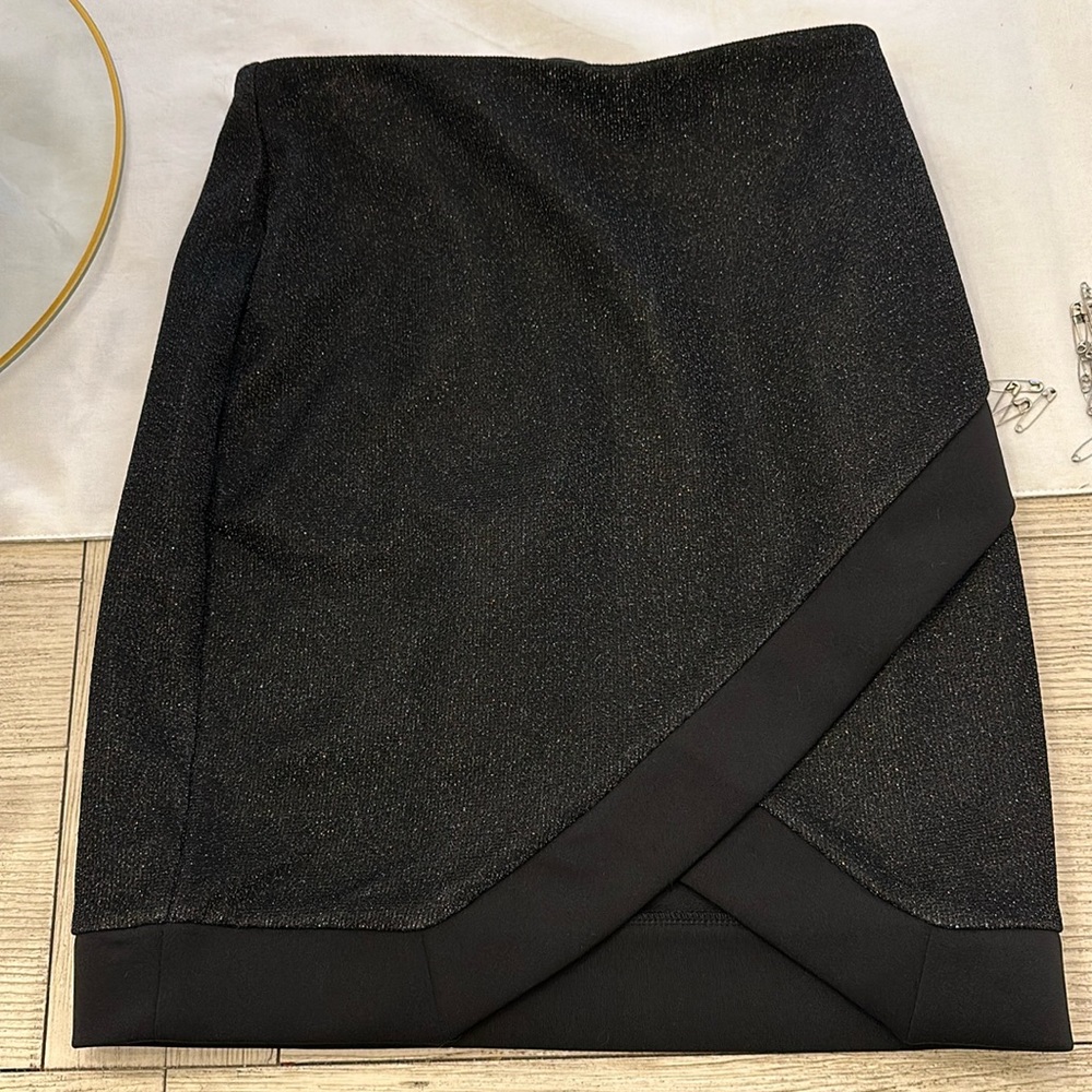 Shimmery express envelope skirt